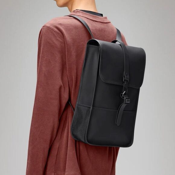 NEW Rains Waterproof Rucksack RFID Minimalist Backpack Unisex NWT Black ⭐️⭐️⭐️⭐️ main image 14